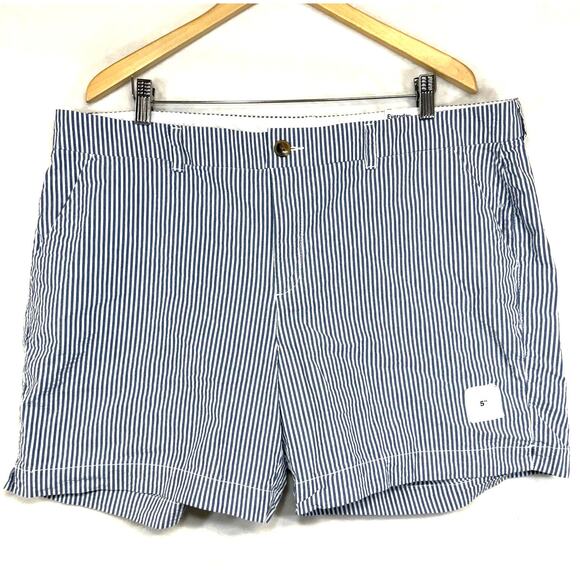 NWT Old Navy 18 Everyday Short Blue Striped Summer Casual Formal Beach Vacation - Picture 1 of 8